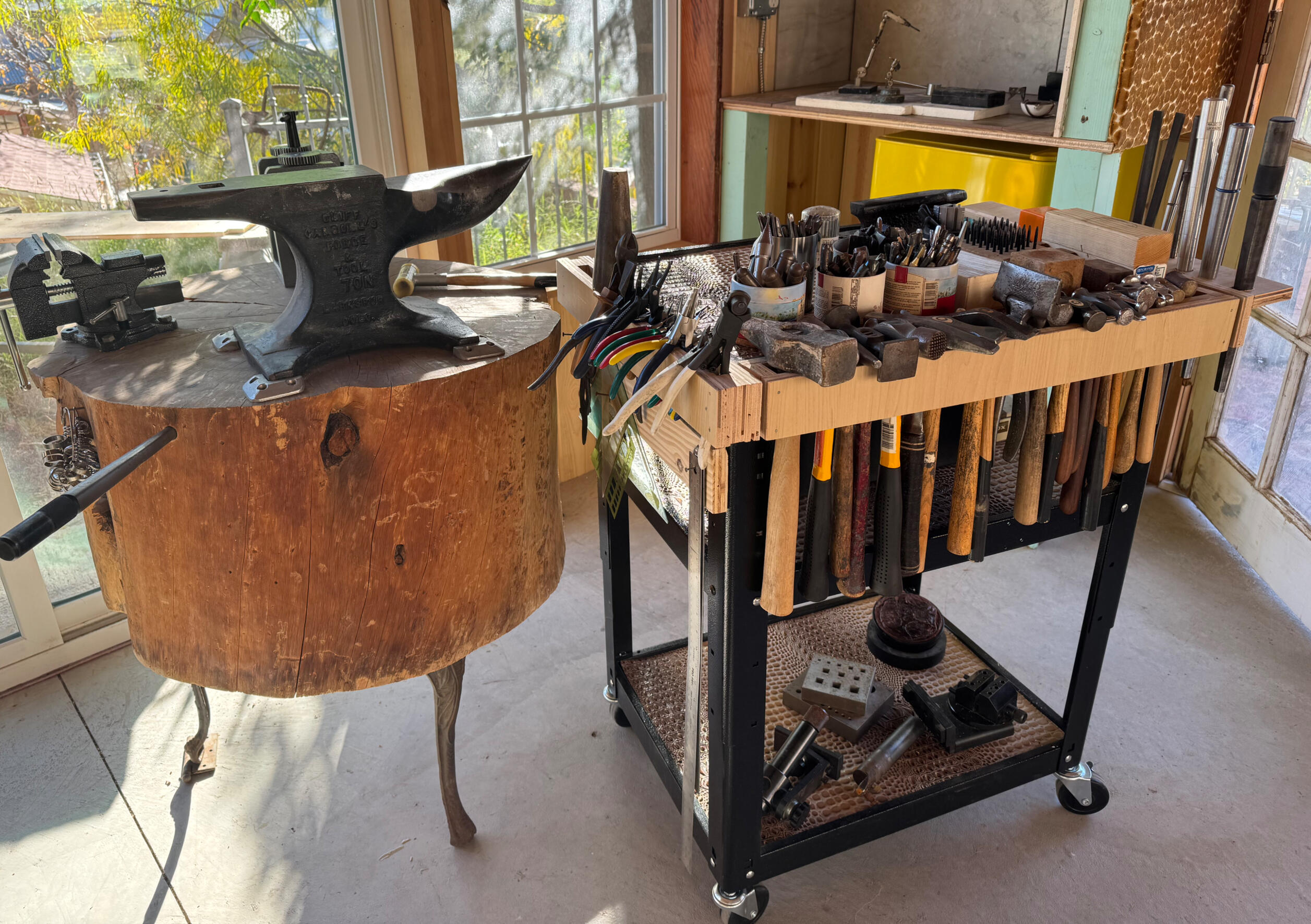 Hammering area